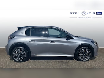 Used Peugeot 208 2022 for sale - 75579305: Photo