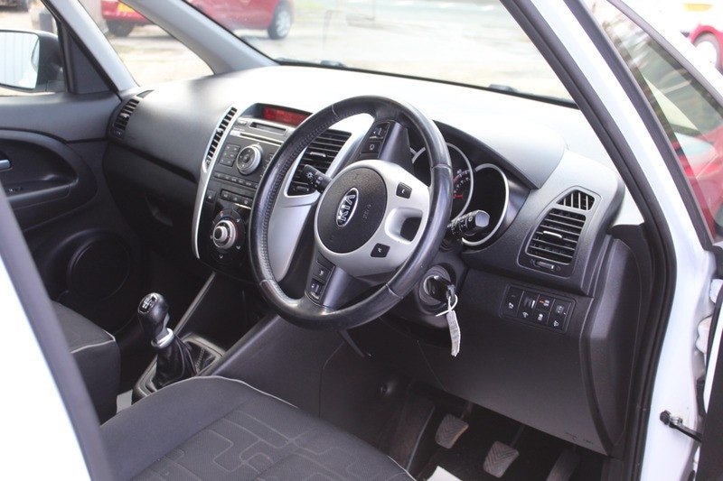 Used Kia Venga 2014 for sale - 77766477: Photo 12