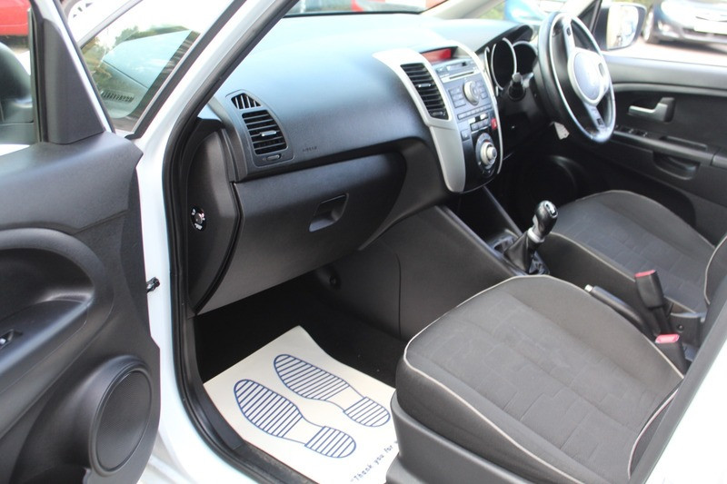 Used Kia Venga 2014 for sale - 77766477: Photo 9