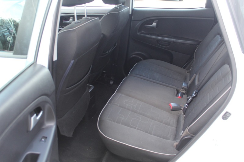 Used Kia Venga 2014 for sale - 77575761: Photo 9