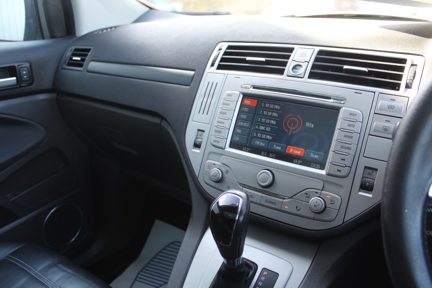 Used Ford Kuga 2010 for sale - 78213621: Photo 16