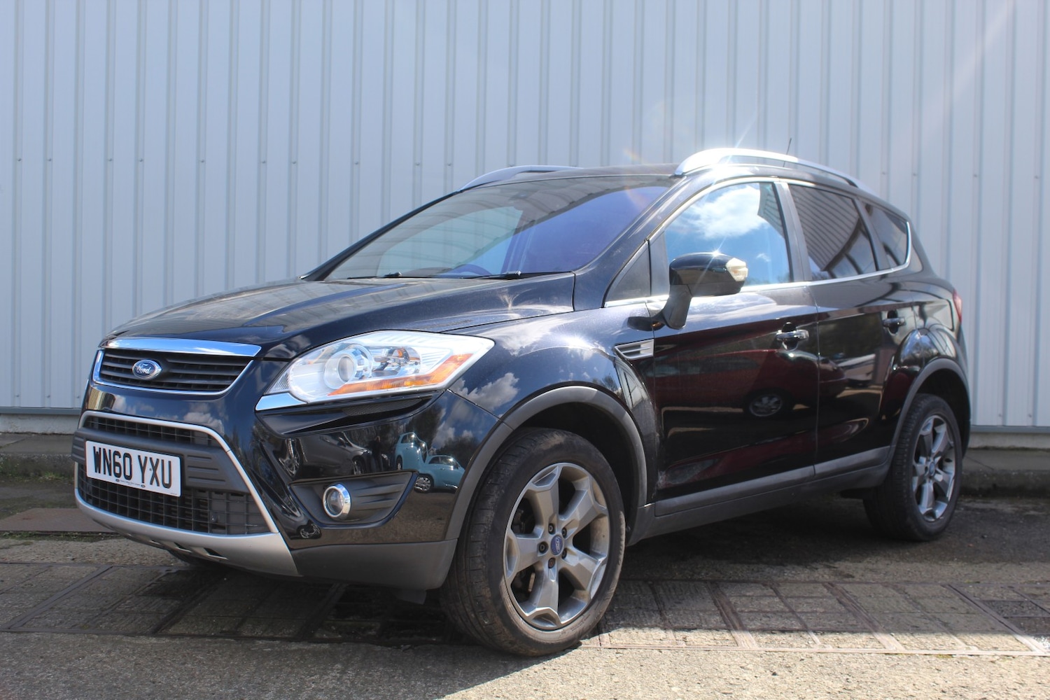 Used Ford Kuga 2010 for sale - 78213621: Photo 2