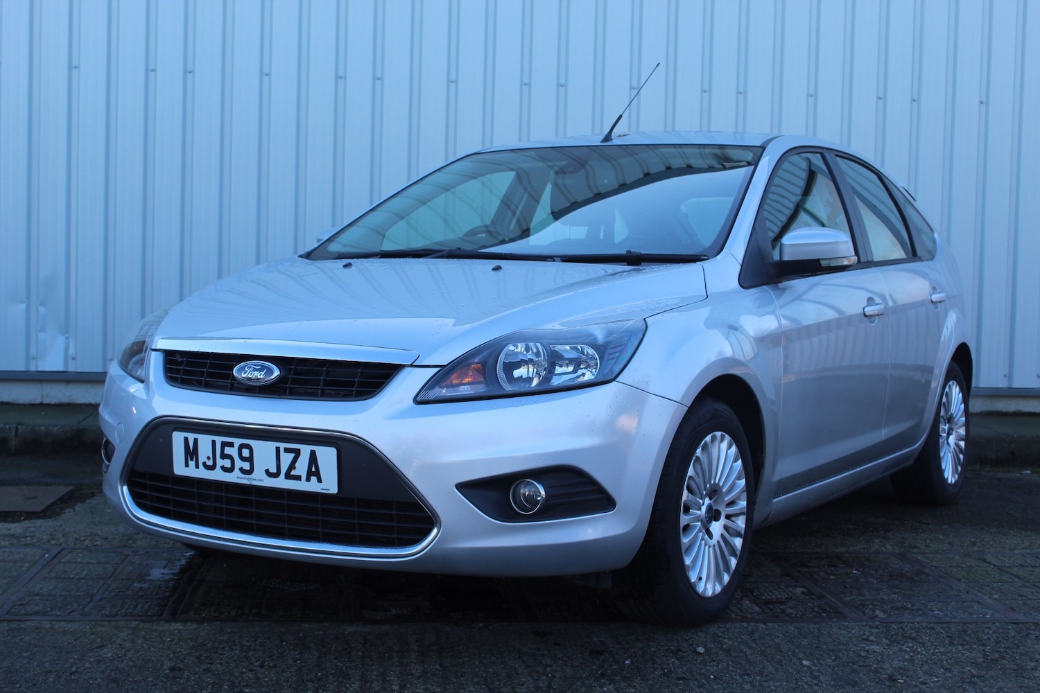 Used Ford Focus 2009 for sale - 77595333: Photo 2