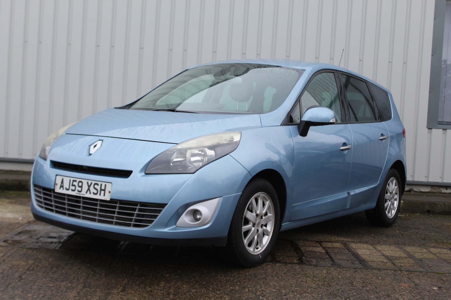Used Renault Grand Scenic 2010 for sale - 77749918: Photo 1