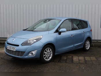 Used Renault Grand Scenic 2010 for sale - 77749918: Photo