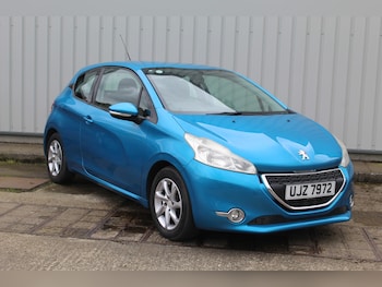 Used Peugeot 208 2013 for sale - 78489250: Photo