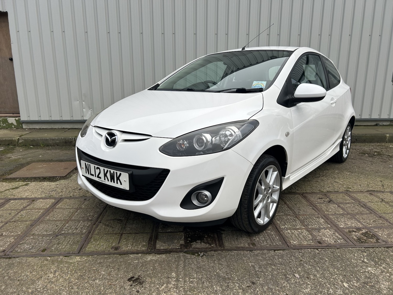 Used Mazda Mazda2 2012 for sale - 77609990: Photo 5