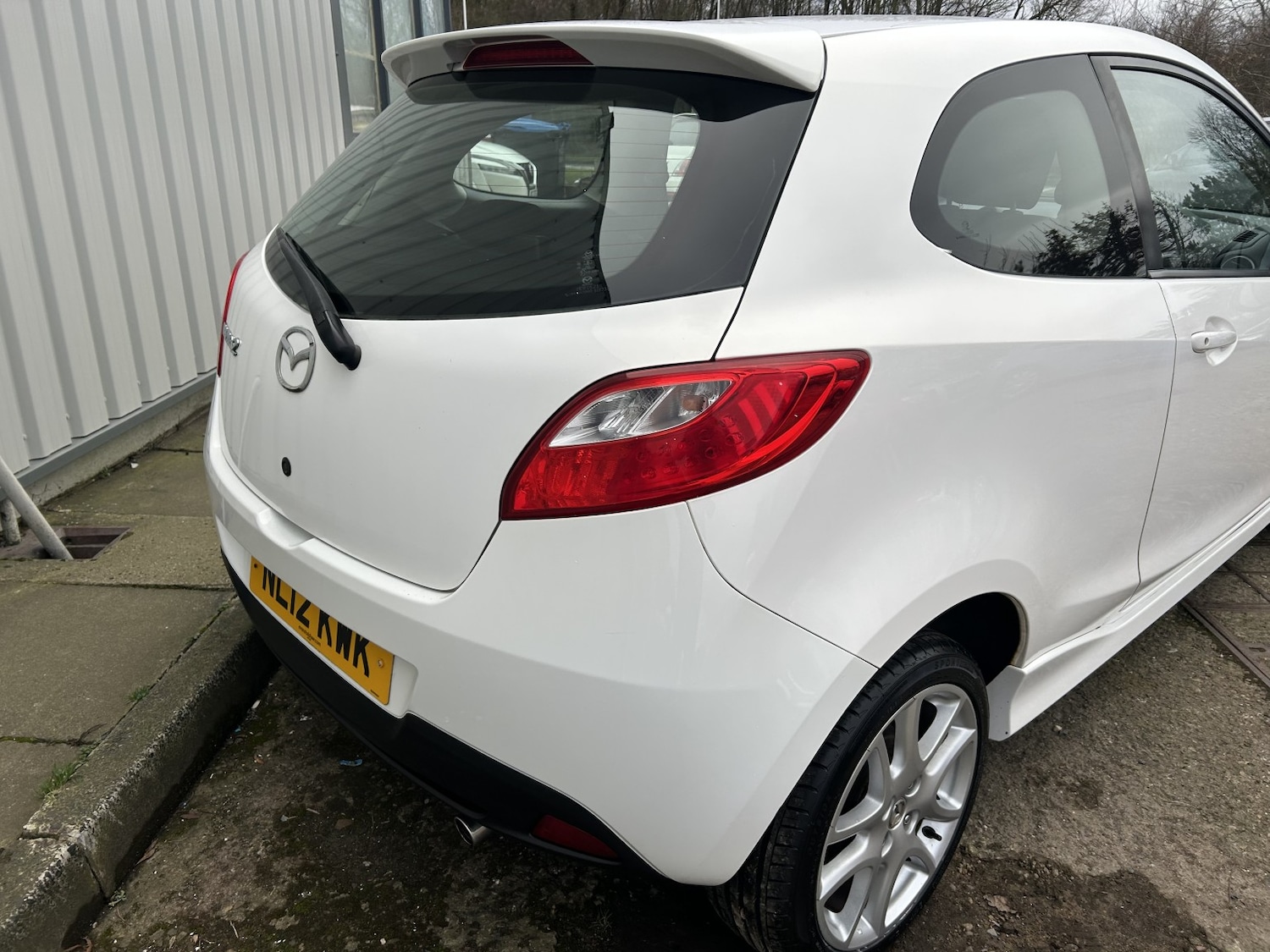 Used Mazda Mazda2 2012 for sale - 77609990: Photo 7