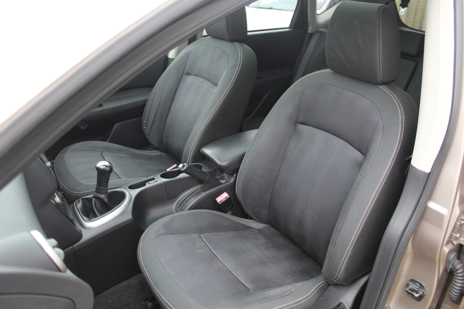 Used Nissan Qashqai 2010 for sale - 77632619: Photo 19