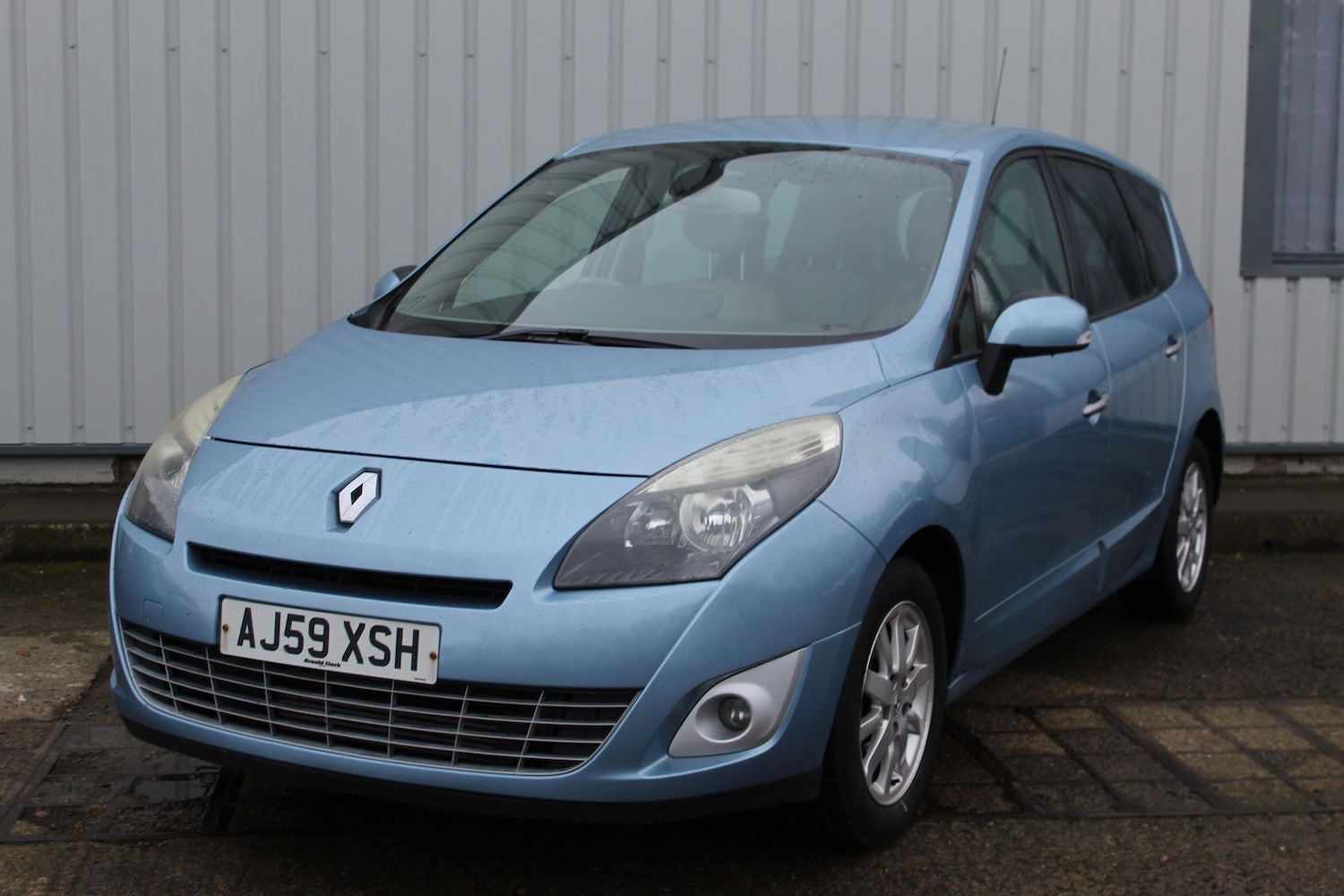 Used Renault Grand Scenic 2010 for sale - 77792768: Photo 5