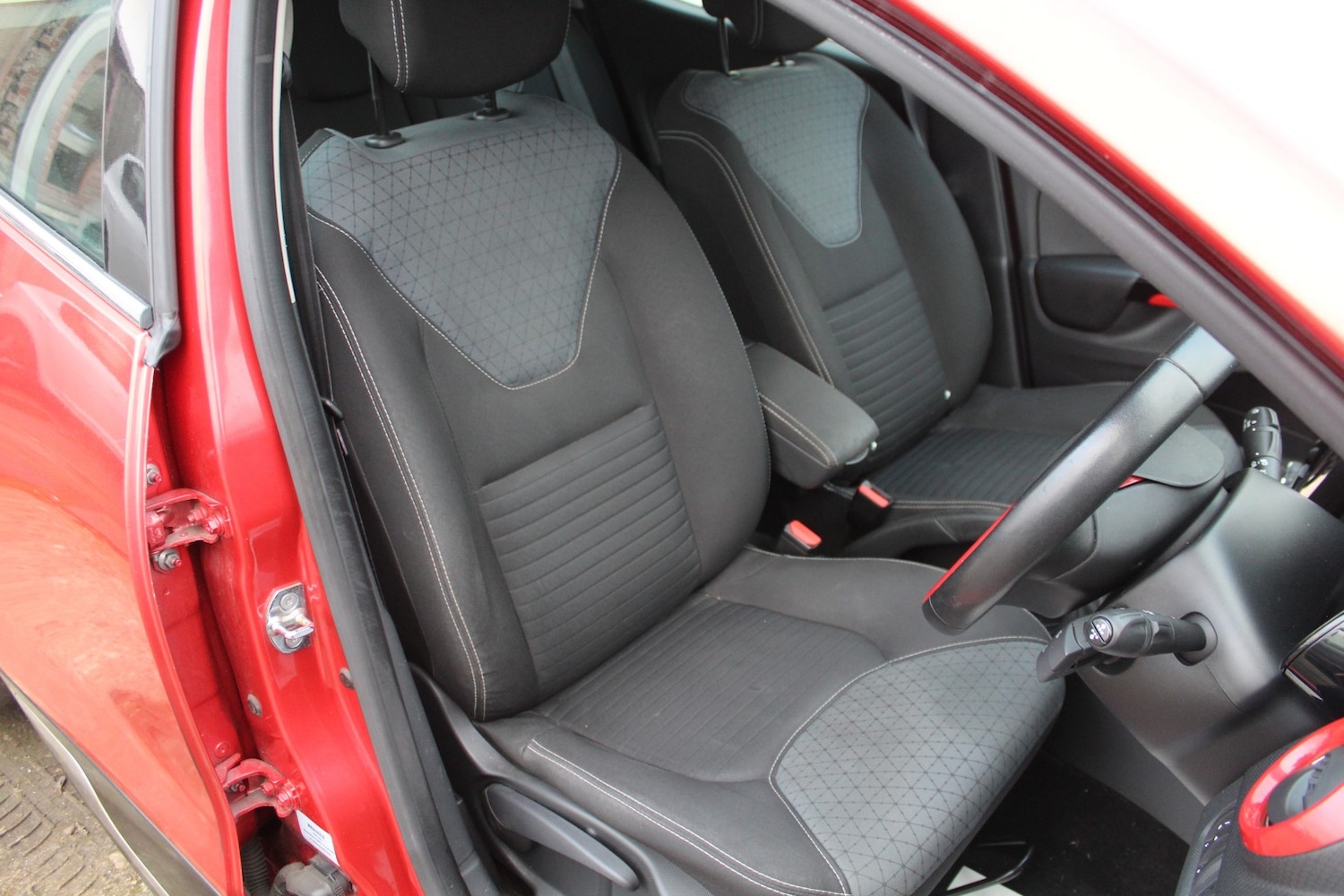 Used Renault Clio 2014 for sale - 77595320: Photo 11