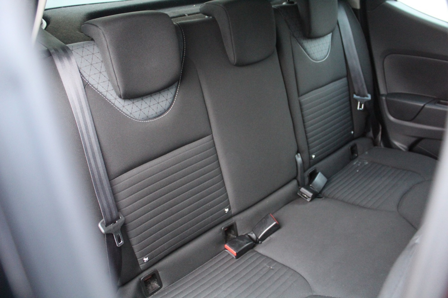 Used Renault Clio 2014 for sale - 77595320: Photo 18