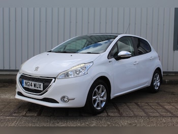 Used Peugeot 208 2014 for sale - 79347122: Photo