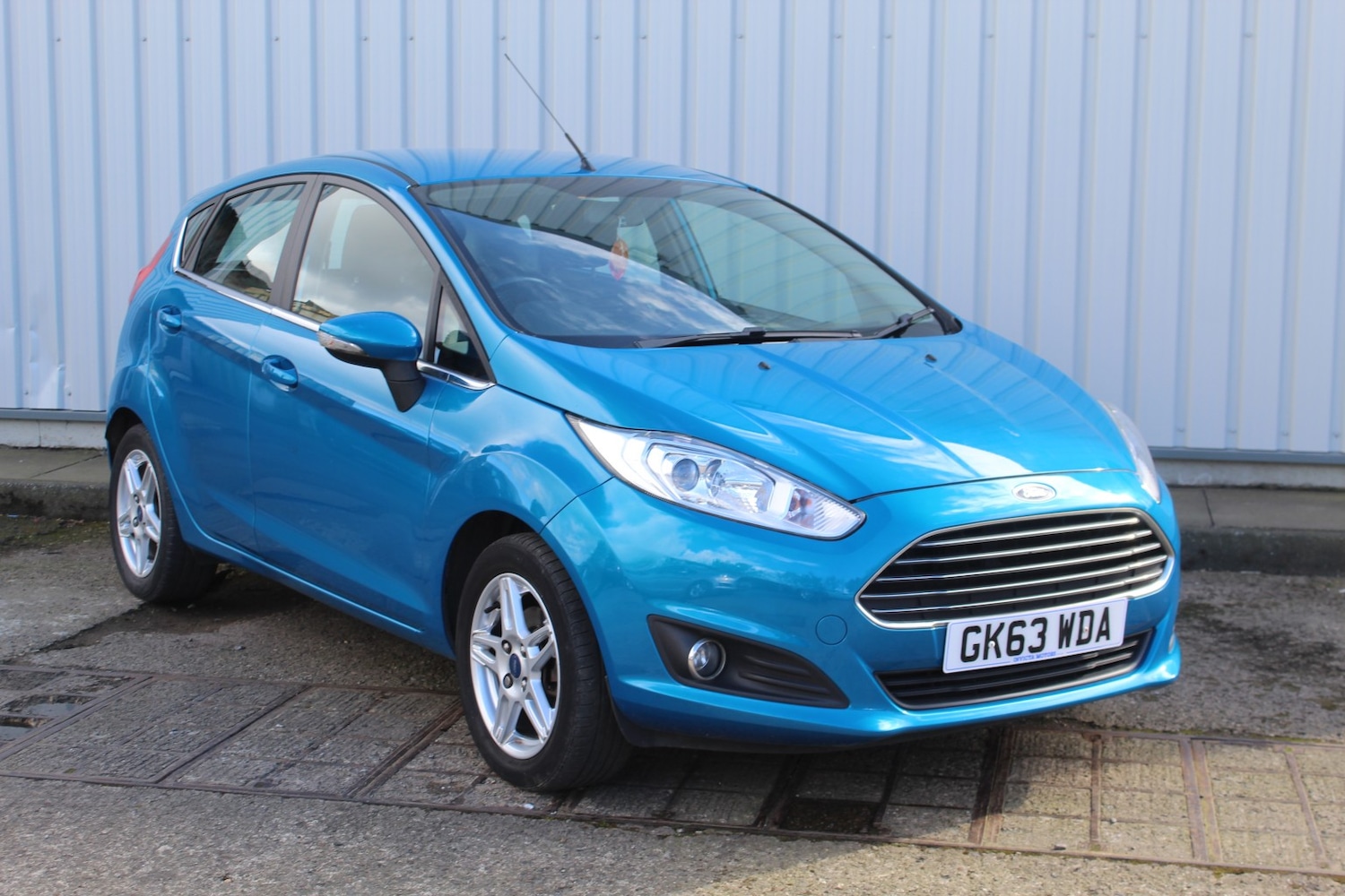Used Ford Fiesta 2013 for sale - 78018284: Photo 2