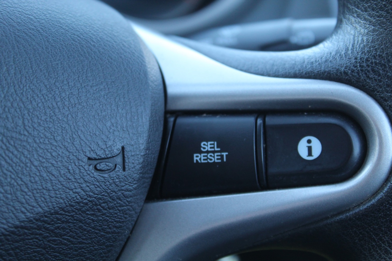 Used Honda Jazz 2010 for sale - 77595277: Photo 17