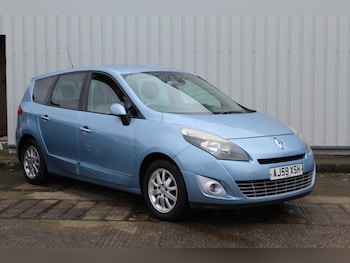 Used Renault Grand Scenic 2010 for sale - 77710736: Photo