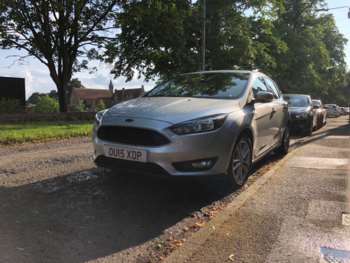 2015 (15) - 1.6 125 Zetec 5dr Powershift