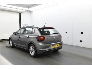 Used Volkswagen Polo 2018 for sale - 79082542: Photo
