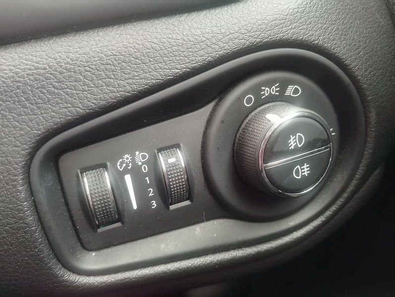 Used Jeep Renegade 2020 for sale - 77422992: Photo 23