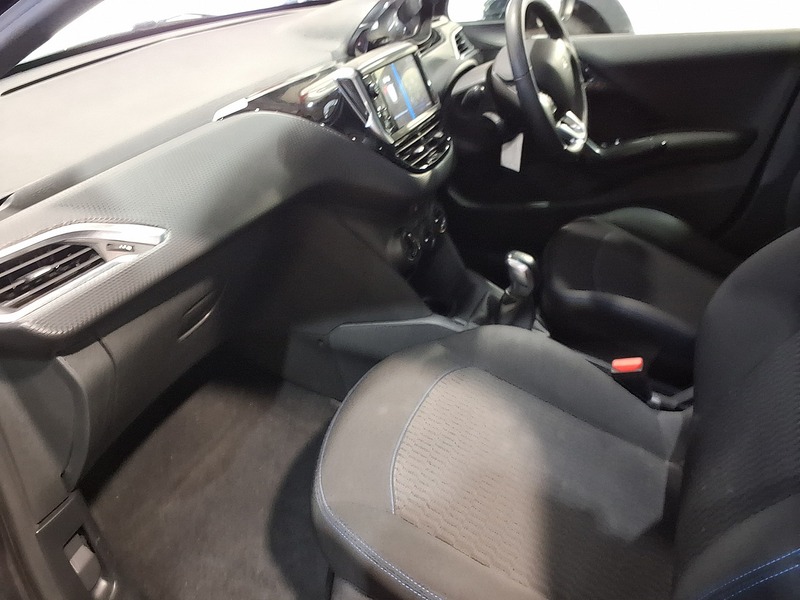 Used Peugeot 208 2019 for sale - 77437747: Photo 8