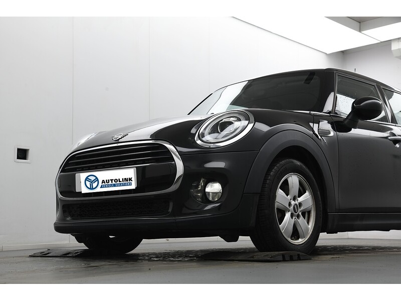 Used MINI Hatch 2018 for sale - 77836592: Photo 4
