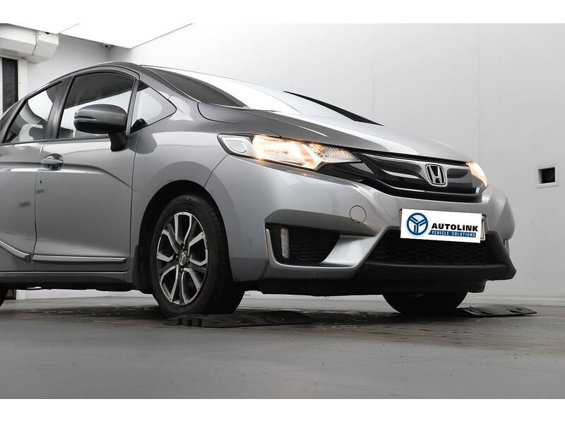 Used Honda Jazz 2017 for sale - 77437826: Photo 2