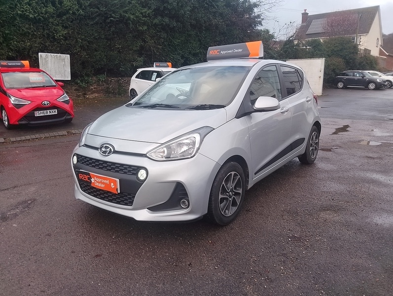 Used Hyundai i10 2018 for sale - 77422972: Photo 6