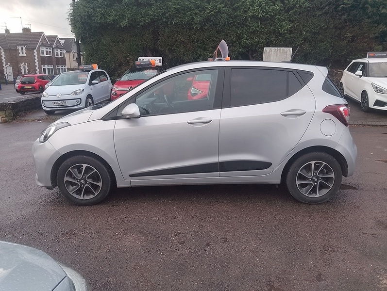 Used Hyundai i10 2018 for sale - 77422972: Photo 8