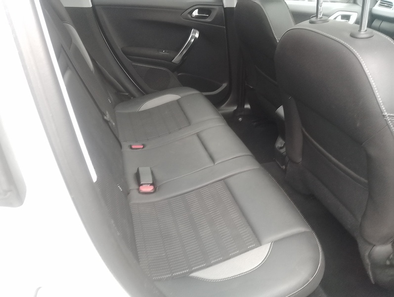 Used Peugeot 2008 2016 for sale - 77605237: Photo 10