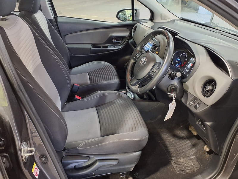 Used Toyota Yaris for sale - 77790174: Photo 10