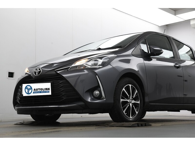 Used Toyota Yaris for sale - 77790174: Photo 4