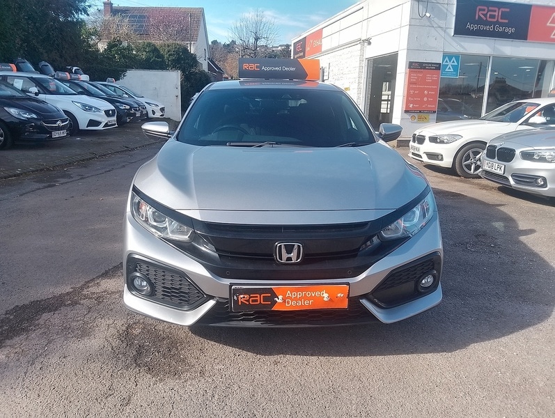 Used Honda Civic 2017 for sale - 77655710: Photo 4