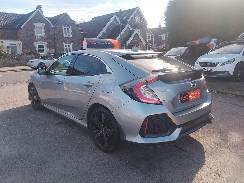 Used Honda Civic 2017 for sale - 77655710: Photo 9