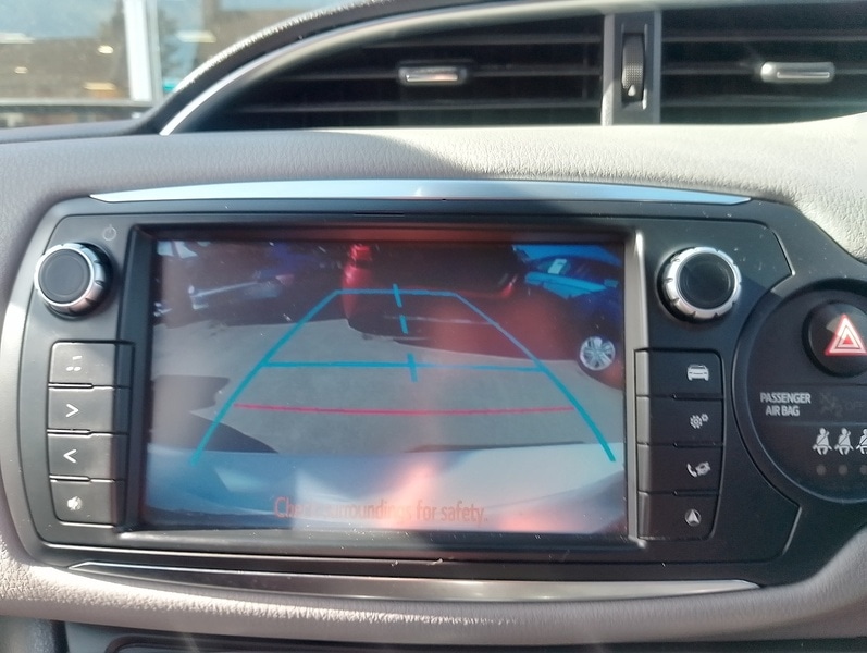 Used Toyota Yaris 2016 for sale - 77423034: Photo 18