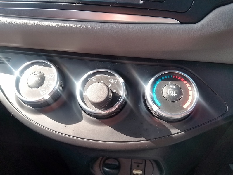 Used Toyota Yaris 2016 for sale - 77423034: Photo 19