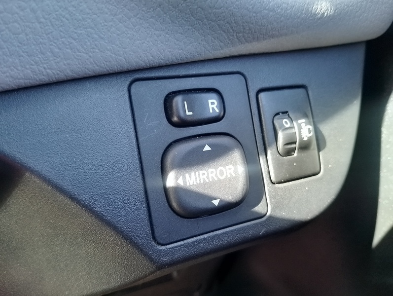 Used Toyota Yaris 2016 for sale - 77643309: Photo 25