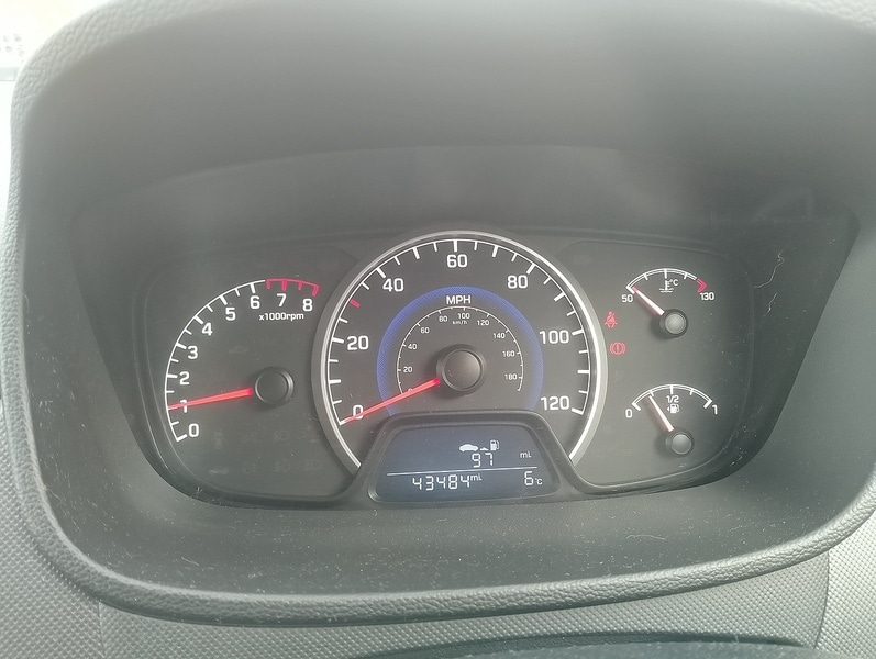 Used Hyundai i10 2019 for sale - 77437830: Photo 23