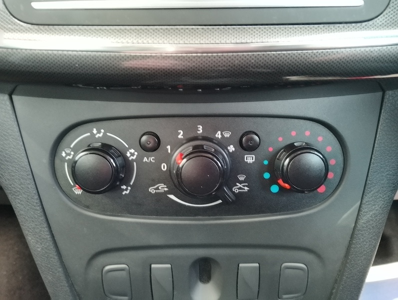 Used Dacia Sandero Stepway 2019 for sale - 78083690: Photo 18