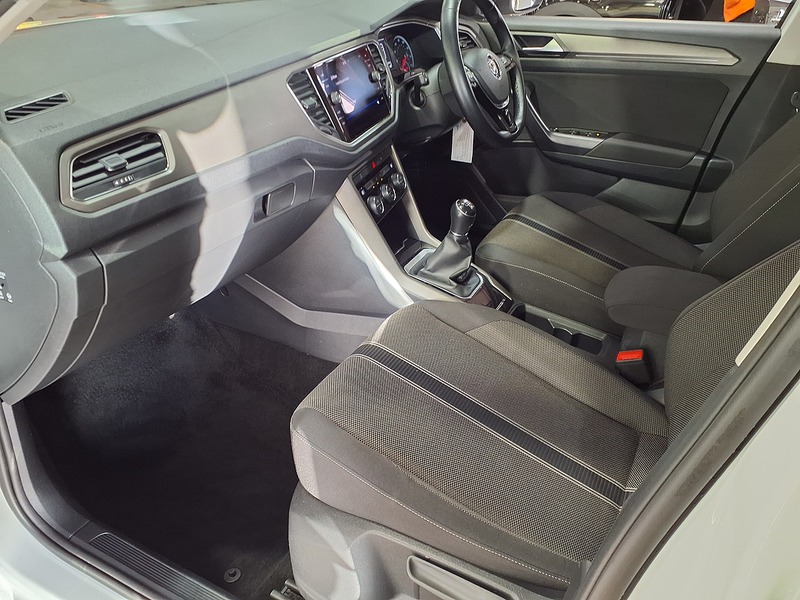 Used Volkswagen T-Roc 2020 for sale - 78065111: Photo 8