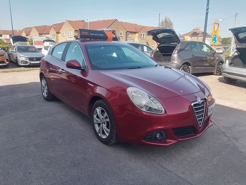 Used Alfa Romeo Giulietta 2010 for sale - 78163247: Photo 2