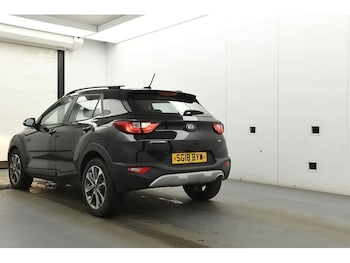 Used Kia Stonic 2018 for sale - 78840247: Photo
