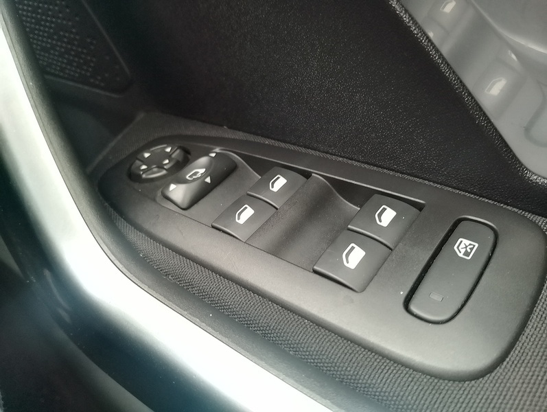 Used Peugeot 2008 2019 for sale - 77422945: Photo 26