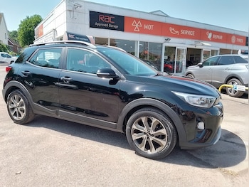 Used Kia Stonic 2018 for sale - 79514414: Photo