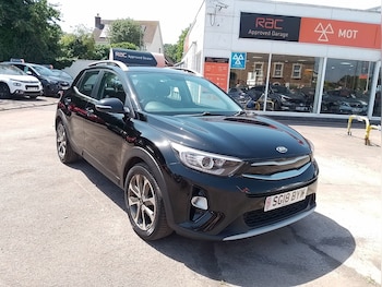 Used Kia Stonic 2018 for sale - 79514414: Photo