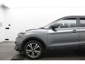 Used Nissan Qashqai 2018 for sale - 78894953: Photo