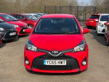 Used Toyota Yaris 2015 for sale - 74850343: Photo