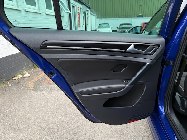 Used Volkswagen Golf 2017 for sale - 75342866: Photo 18