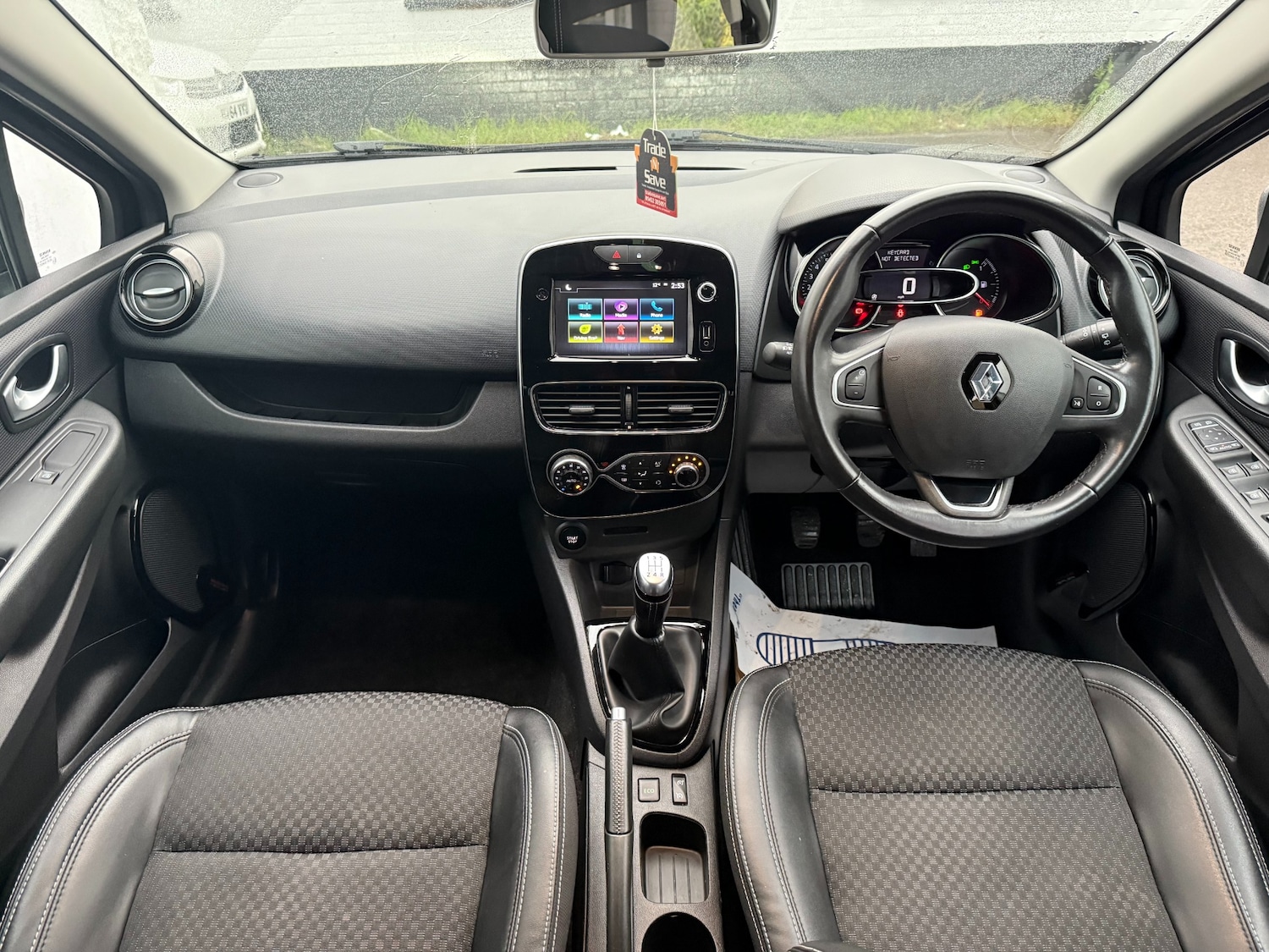 Used Renault Clio 2019 for sale - 76748929: Photo 12