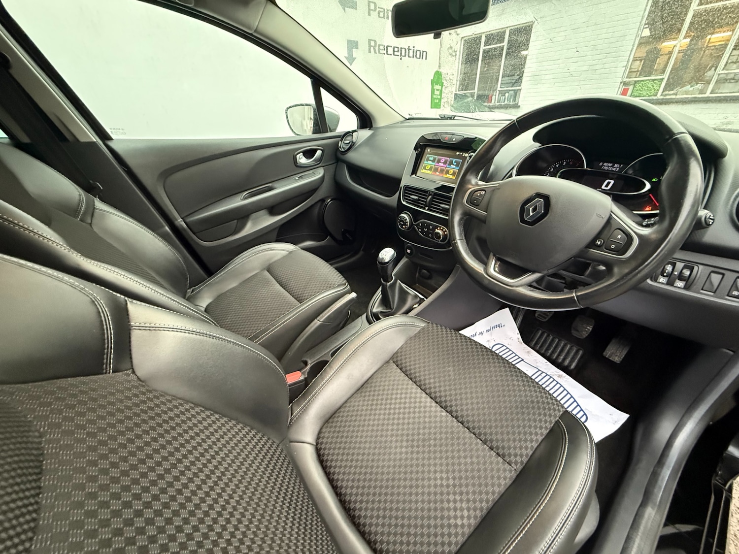 Used Renault Clio 2019 for sale - 76748929: Photo 14