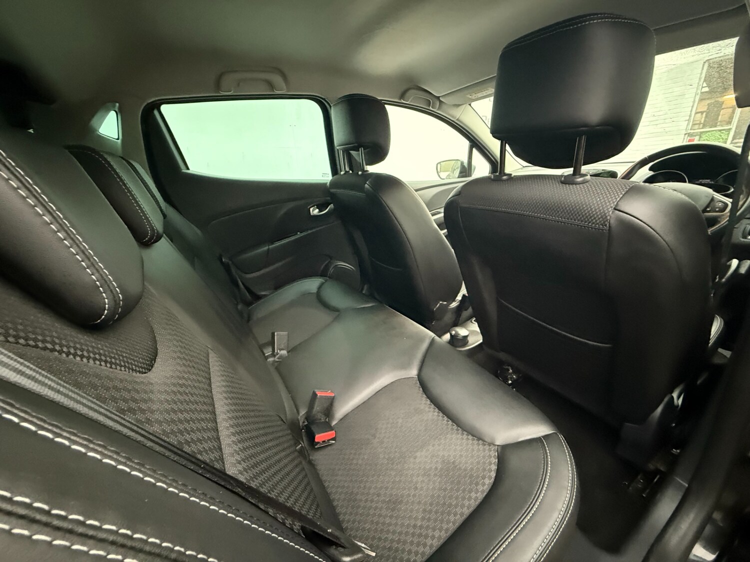 Used Renault Clio 2019 for sale - 76748929: Photo 17